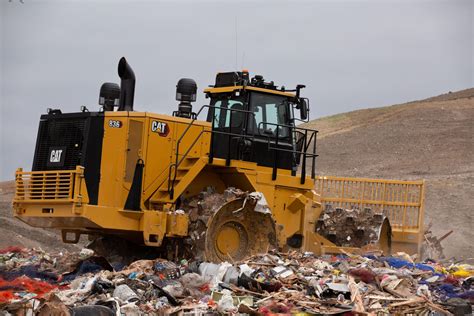 landfill track loader verses landfill compactor for compaction|Correct compaction .